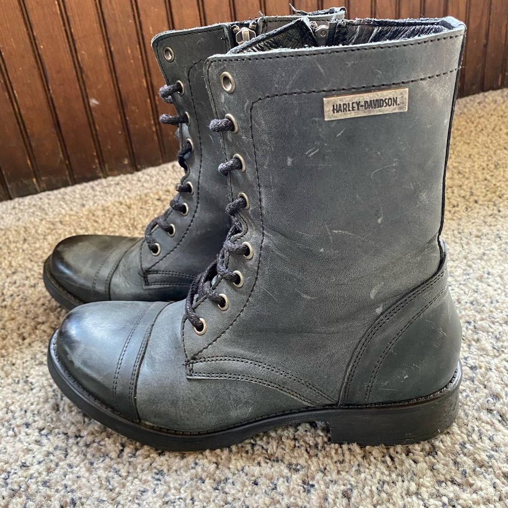 Harley-Davidson Women’s Gray Leather Motorcycle Boots